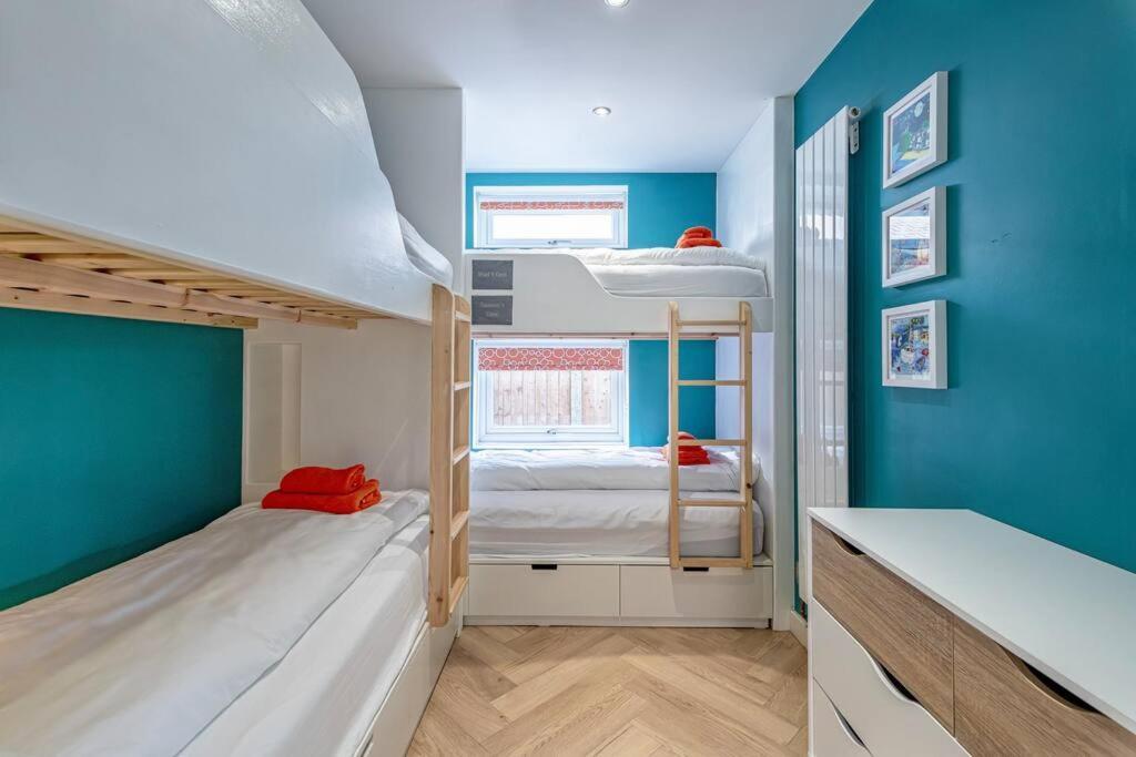 Holiday home Family-friendly Retreat Between & Mountains Tremadog